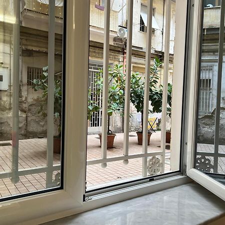 Appartement L'Ospite Napoletano à Naples Extérieur photo