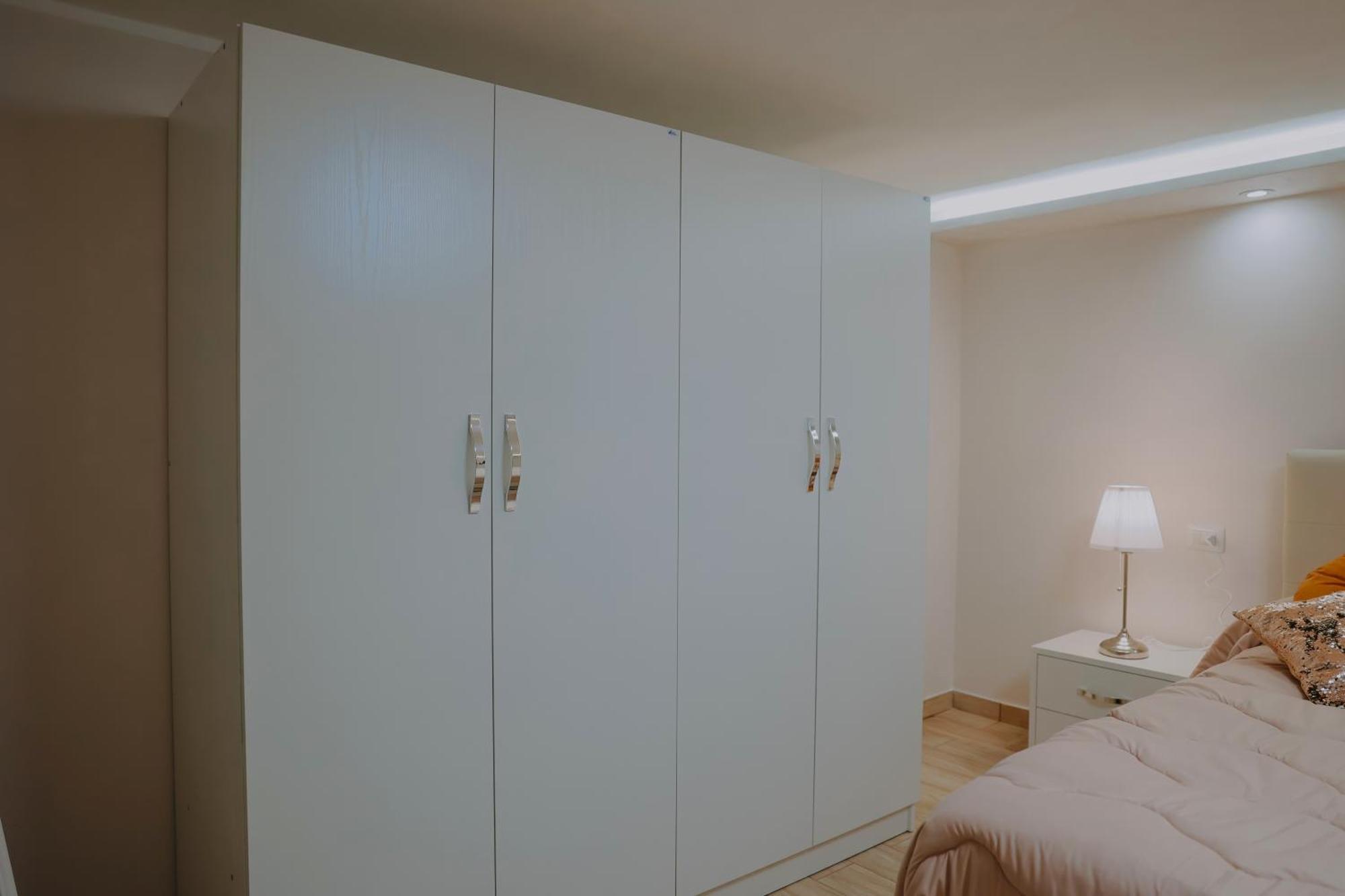 Appartement L'Ospite Napoletano à Naples Extérieur photo