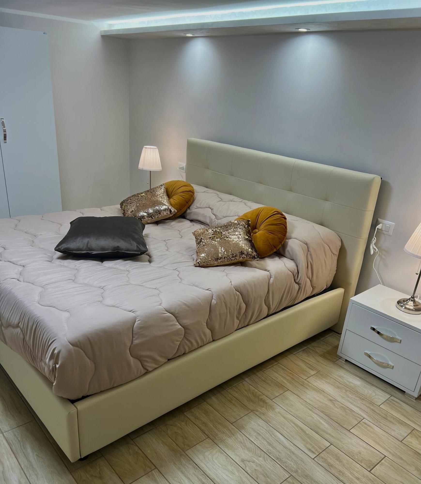 Appartement L'Ospite Napoletano à Naples Extérieur photo